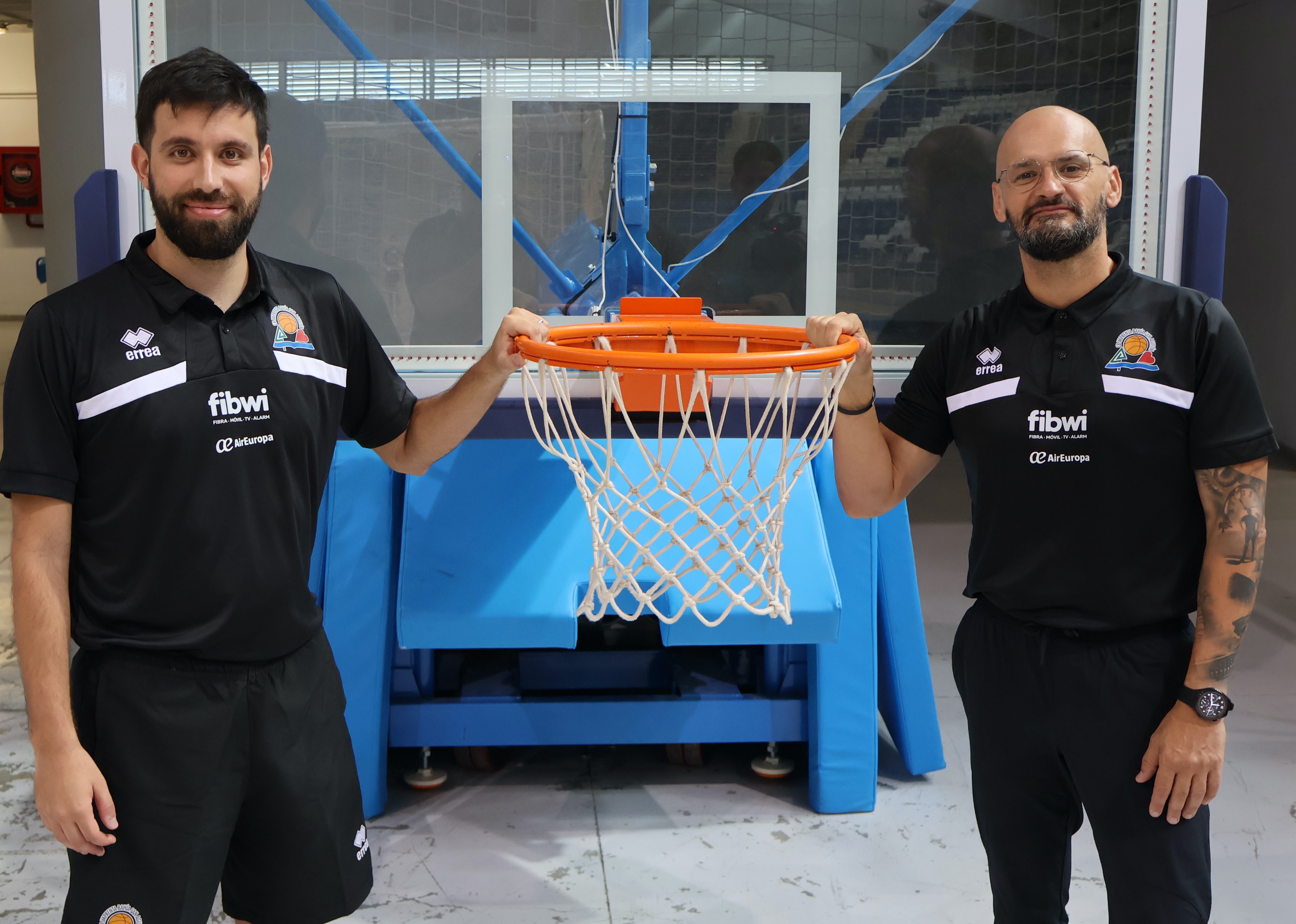 Pablo Cano y Mart Vives posando en Son Moix